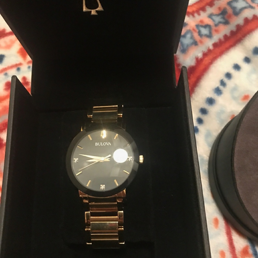 Bulova watch - Picture 3 of 4